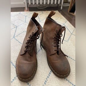 NWOT Doc Martens 1460 Lace Up Boots (size 13) - Crazy Horse